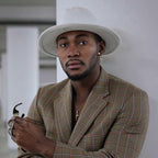 Compass Earring (Gold)