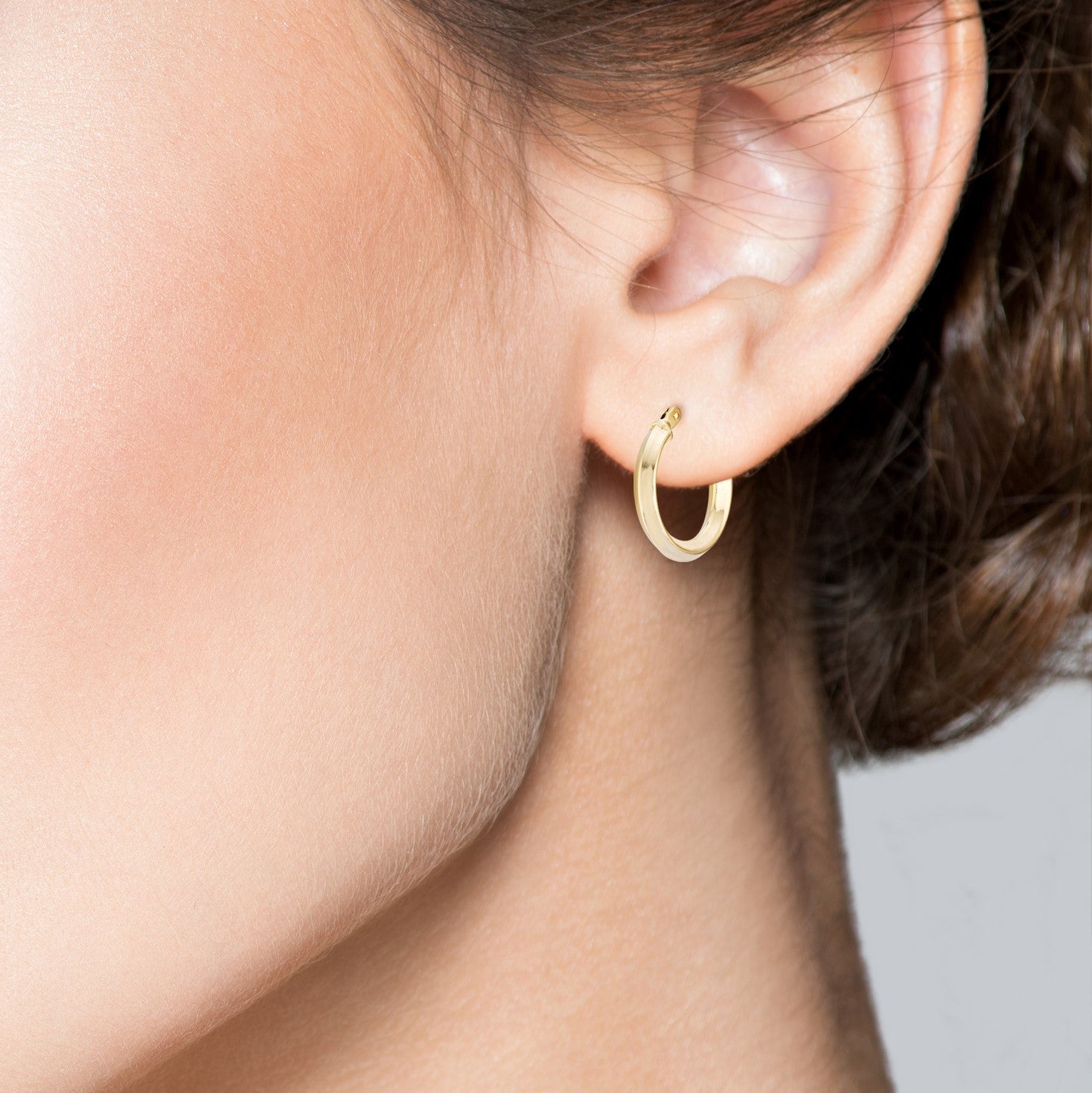 Knife Edge Hoop Earrings in 18k Gold Over Sterling Silver, 15mm