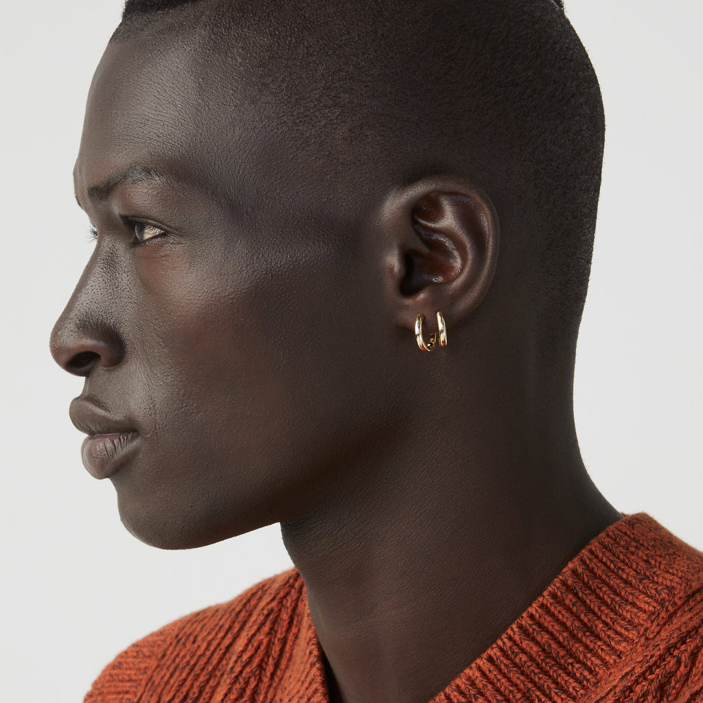 Small Huggie Hoop Earrings in 18k gold over sterling silver, 15mm