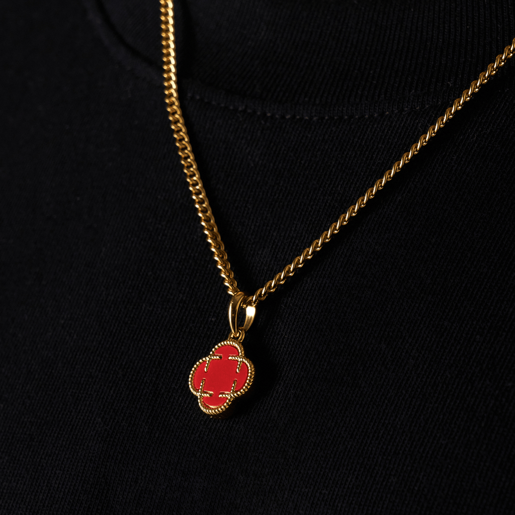 Light Red Clover Stone Pendant (Gold)